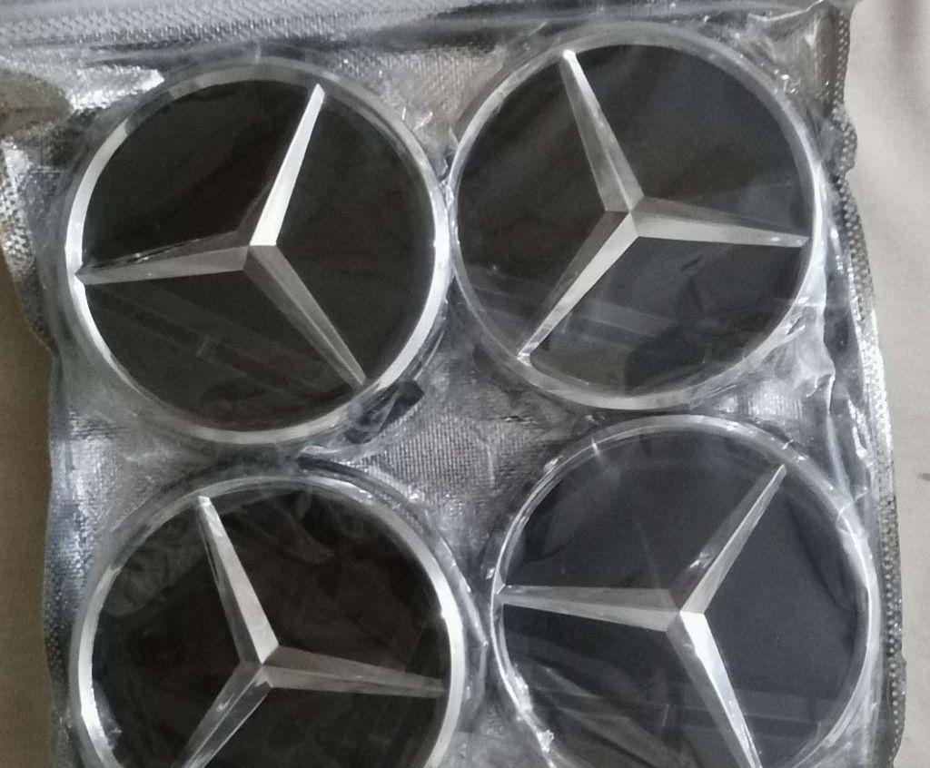 للبيع قطع غيار
