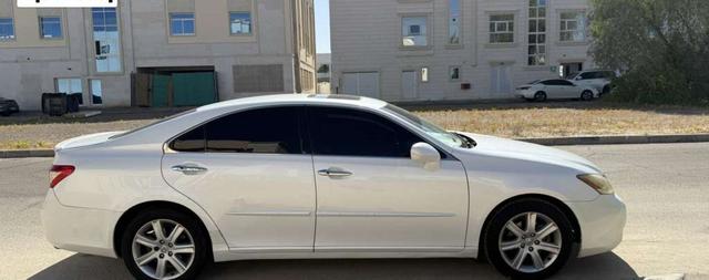 لكزس ES 350