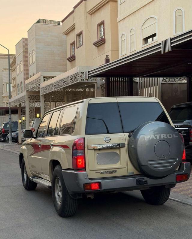 2017 نيسان باترول