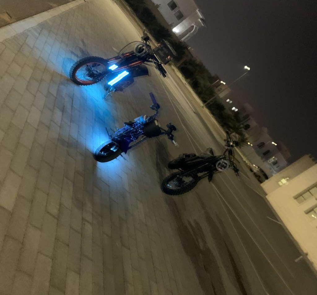 Mini e-moto for