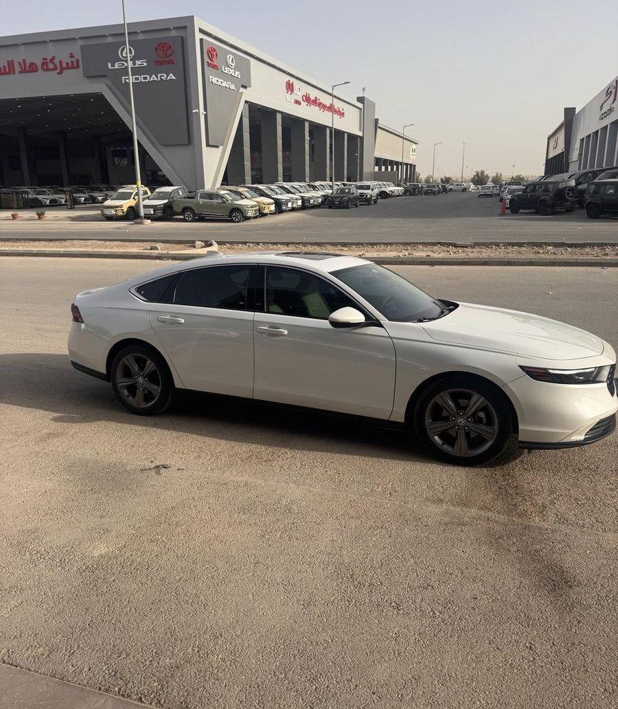 هوندا اكورد نص