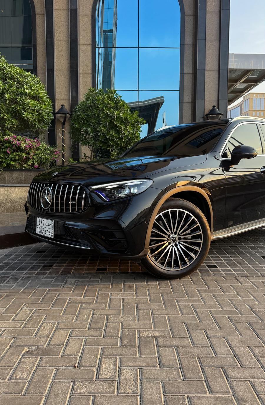 مرسيدس glc300 2025