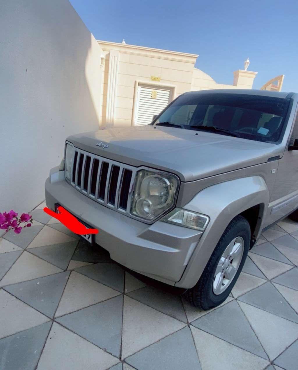 2010 جيب ليبرتى