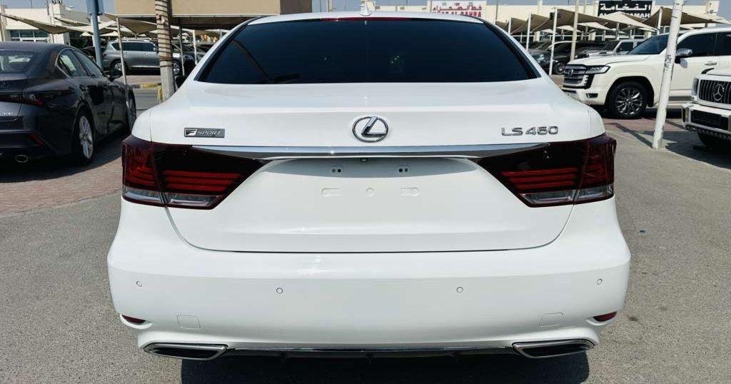2015 لكزس LS