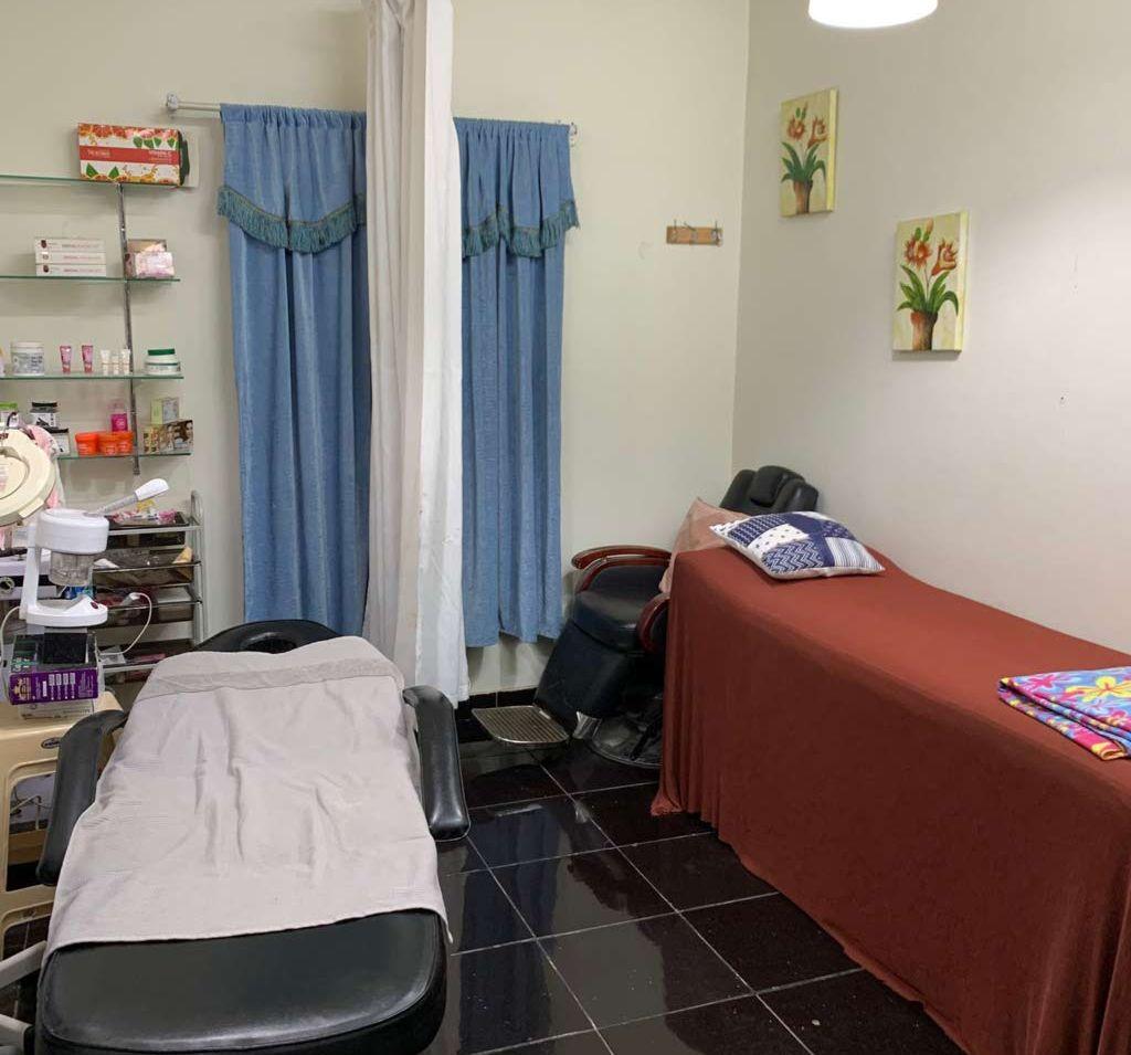 Ladies Beauty Salon