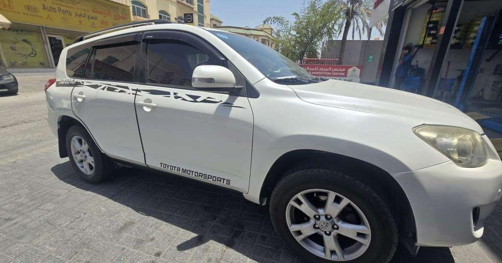2011 تويوتا راف