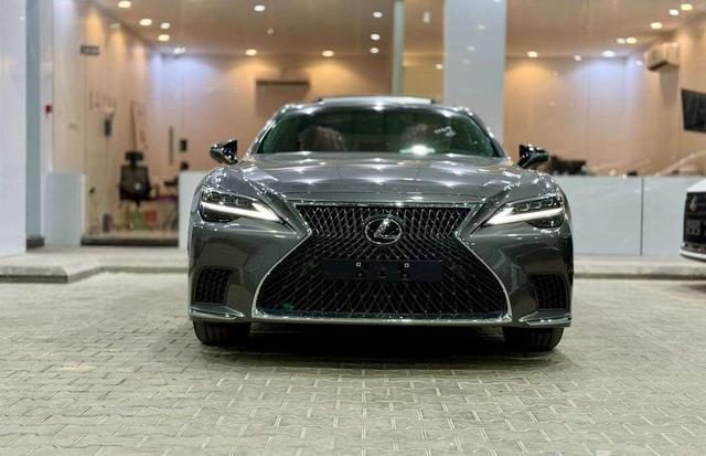 لكزس LS 350