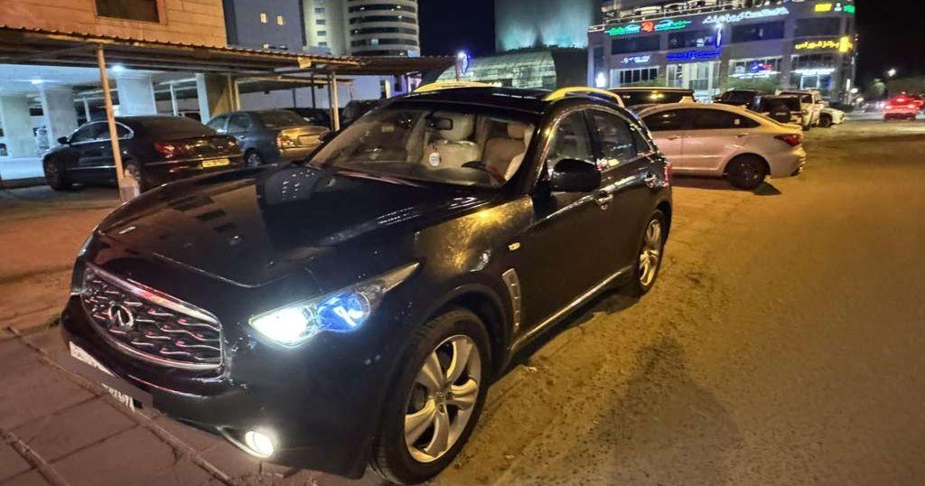 2011 إنفينيتي FX35