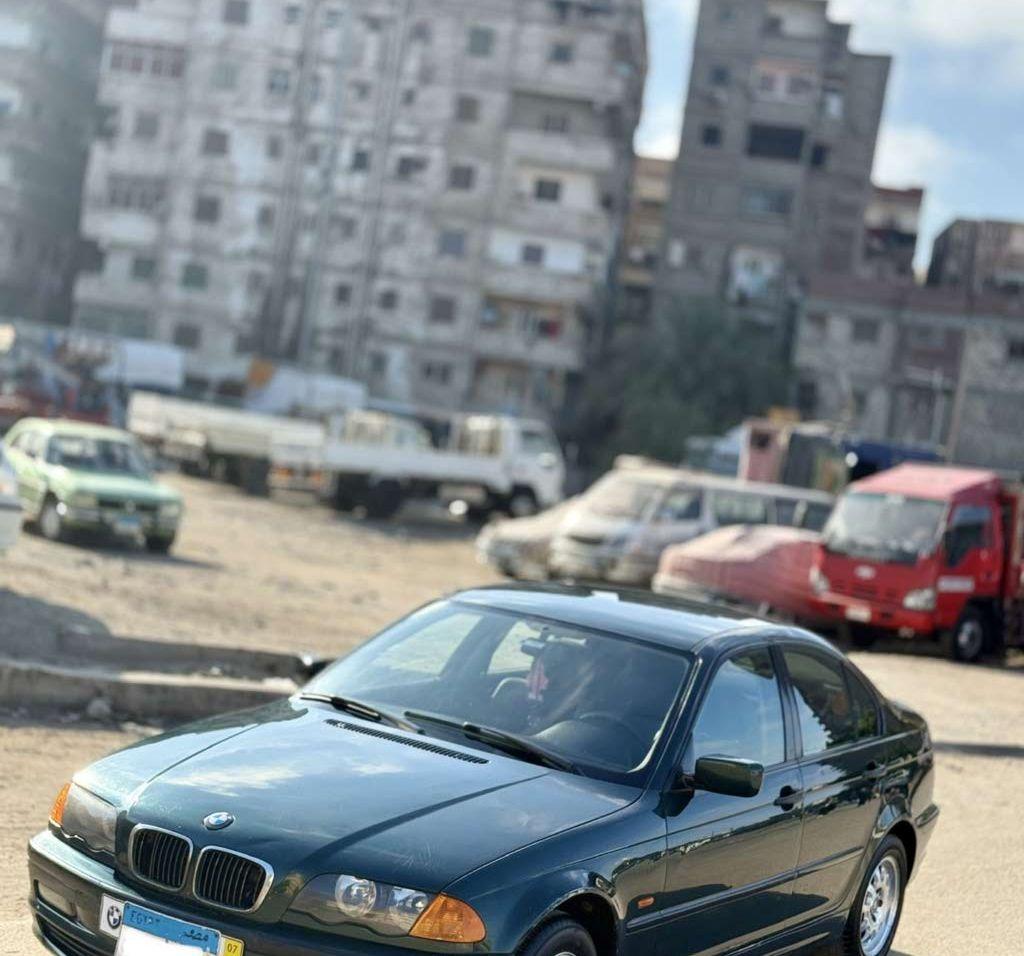 2000 بي ام