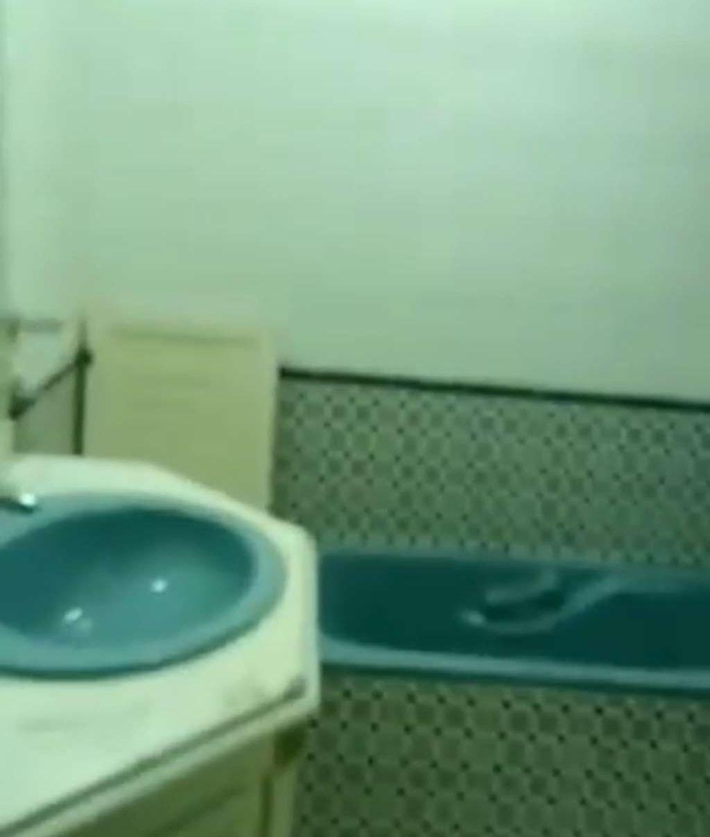 3 شقق للبيع