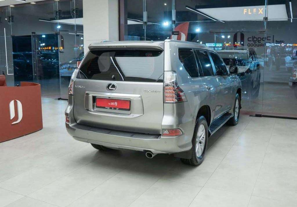 2021 لكزس GX