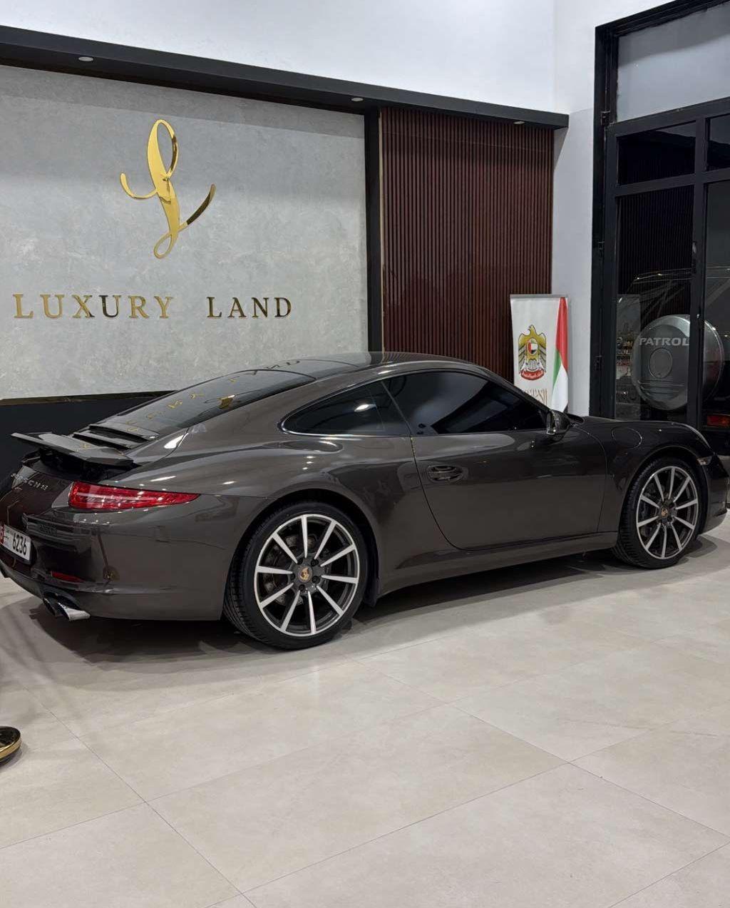 2013 بورش 911
