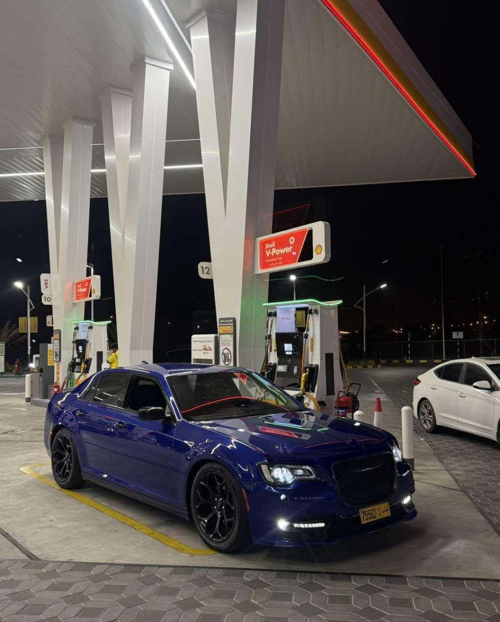 2018 كرايسلر 300