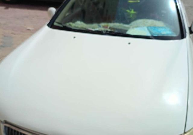 2005 نيسان صني