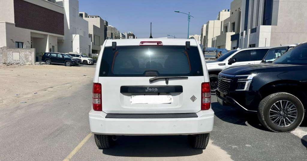 2011 جيب شيروكى