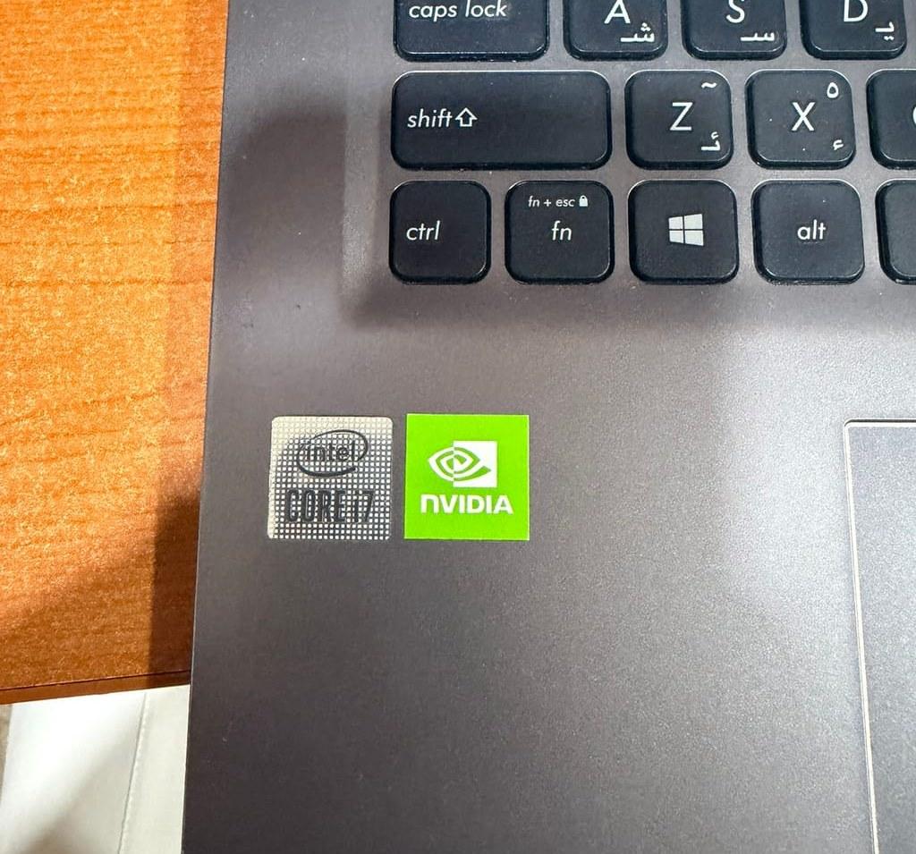 ASUS VivoBook X415JP