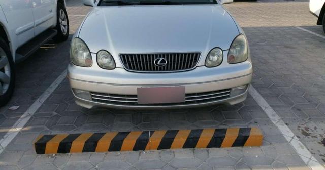 2005 لكزس اخرى