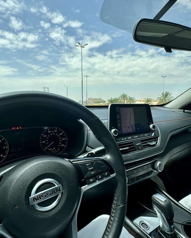 2019 نيسان التيما
