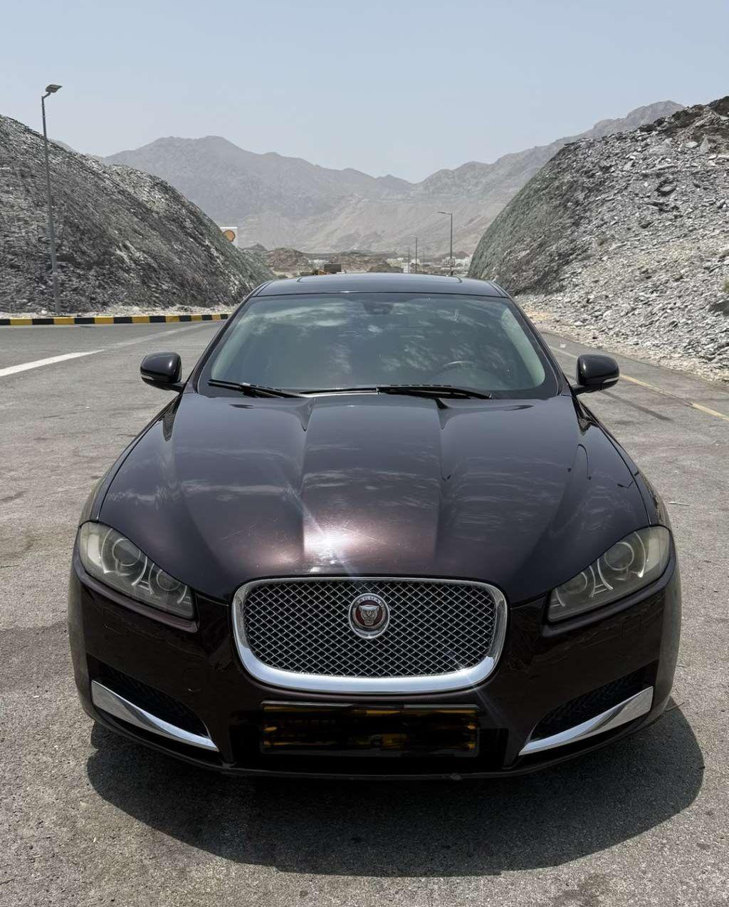 2015 جاكوار XF