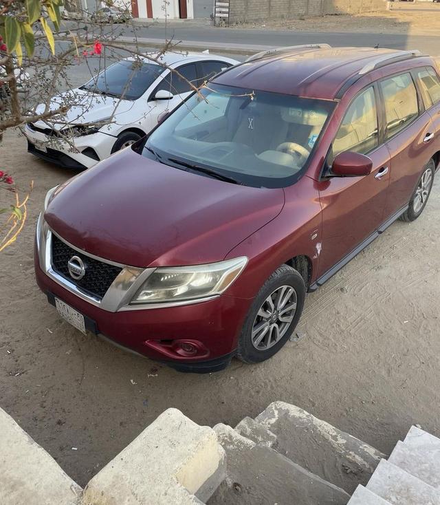نيسان باثفندر 2013