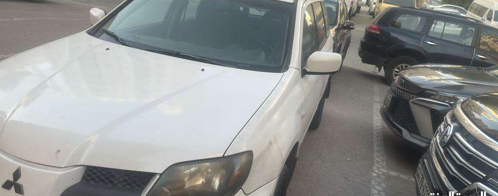 2004 ميتسوبيشي اوتلاندر