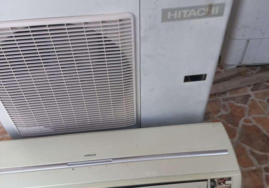 hitachi 2 5
