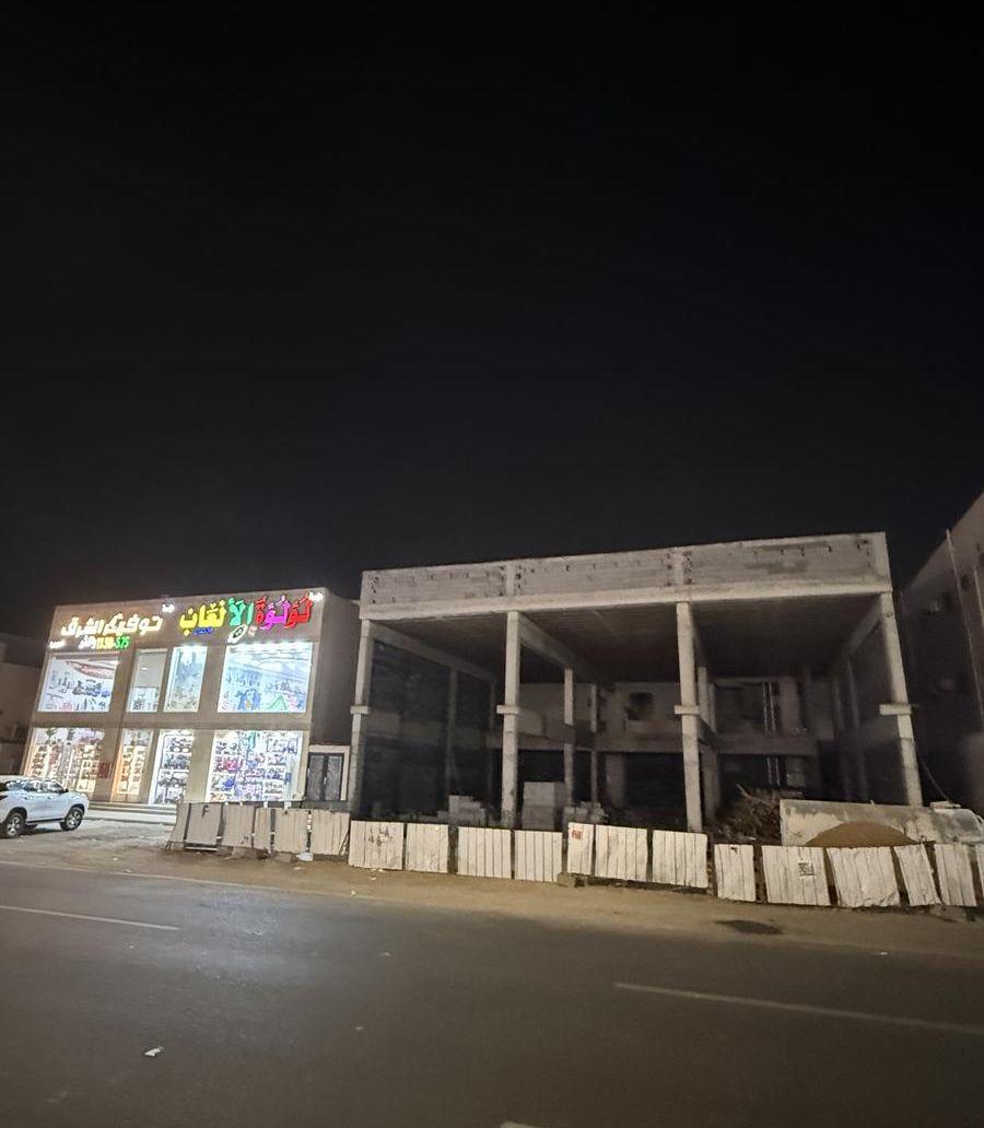 معرض جديد للإيجار