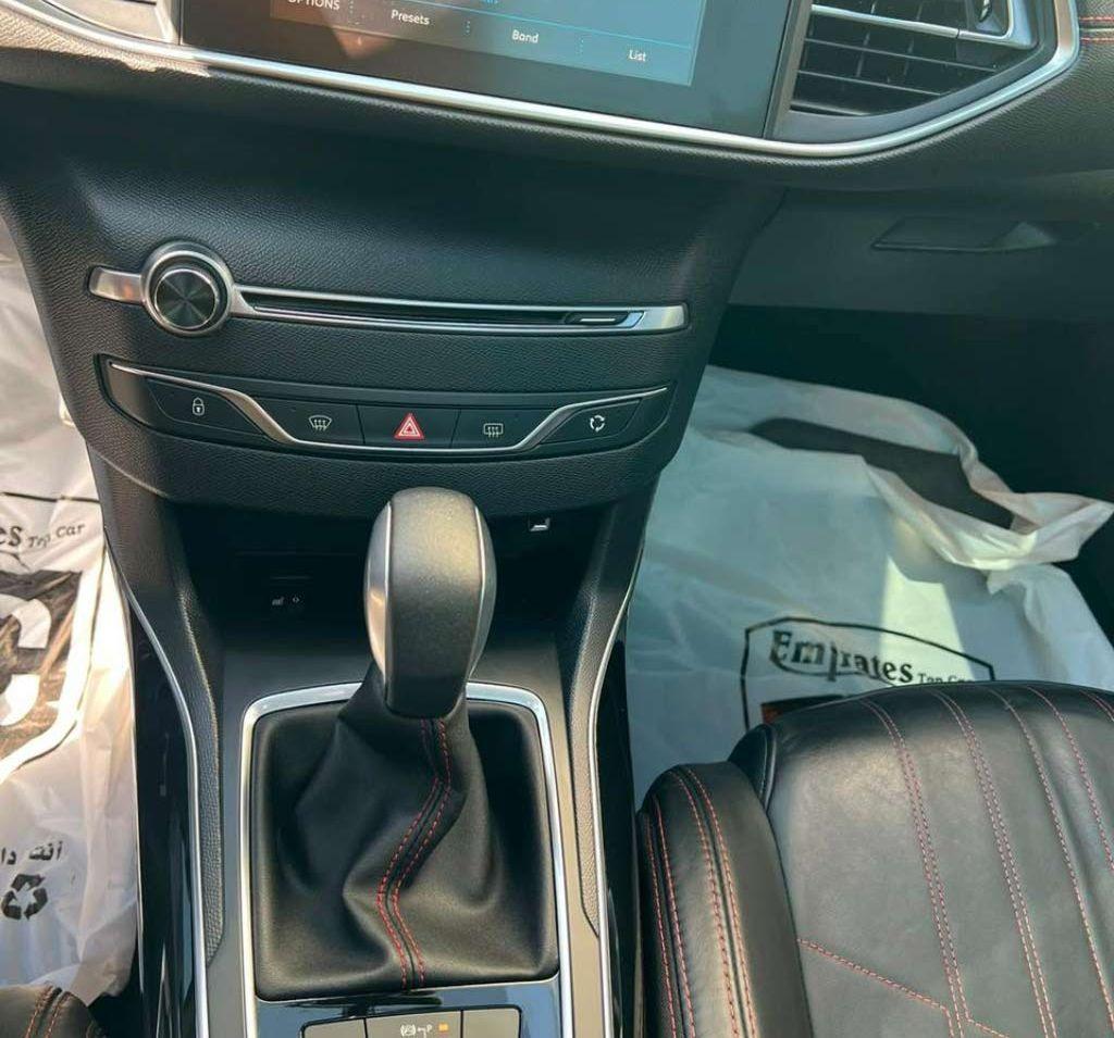 2018 بيجو 308