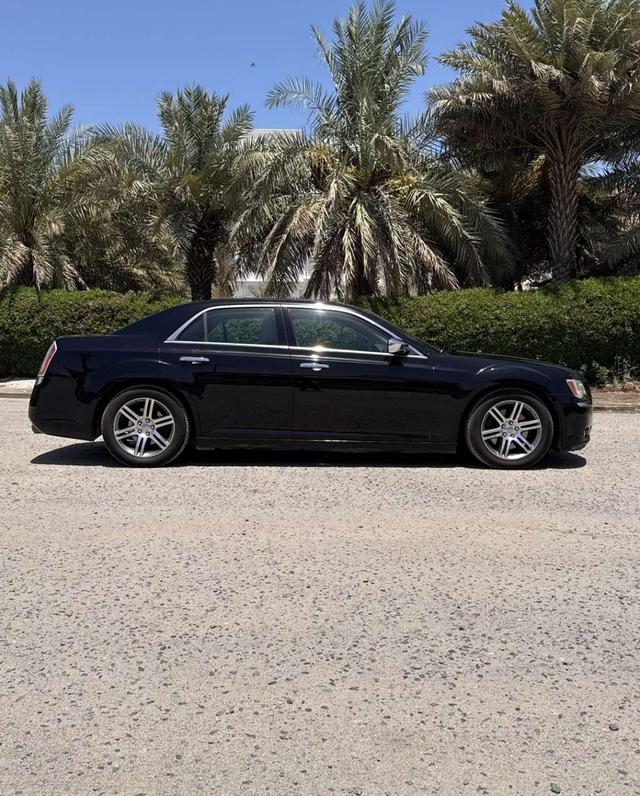 2013 كرايسلر 300