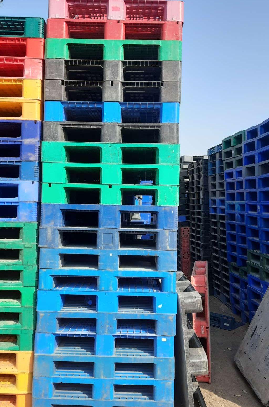 Second-Hand Plastic Pallets/