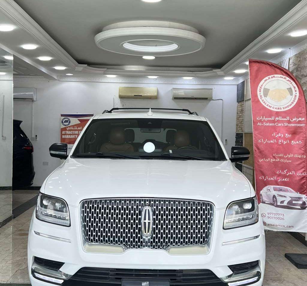 2021 لينكولن نافيغاتور