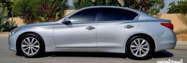 2016 إنفينيتي Q50