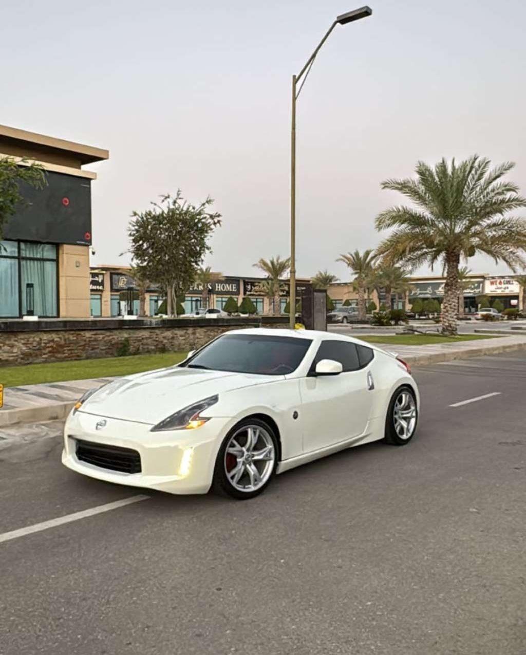 2014 نيسان Z
