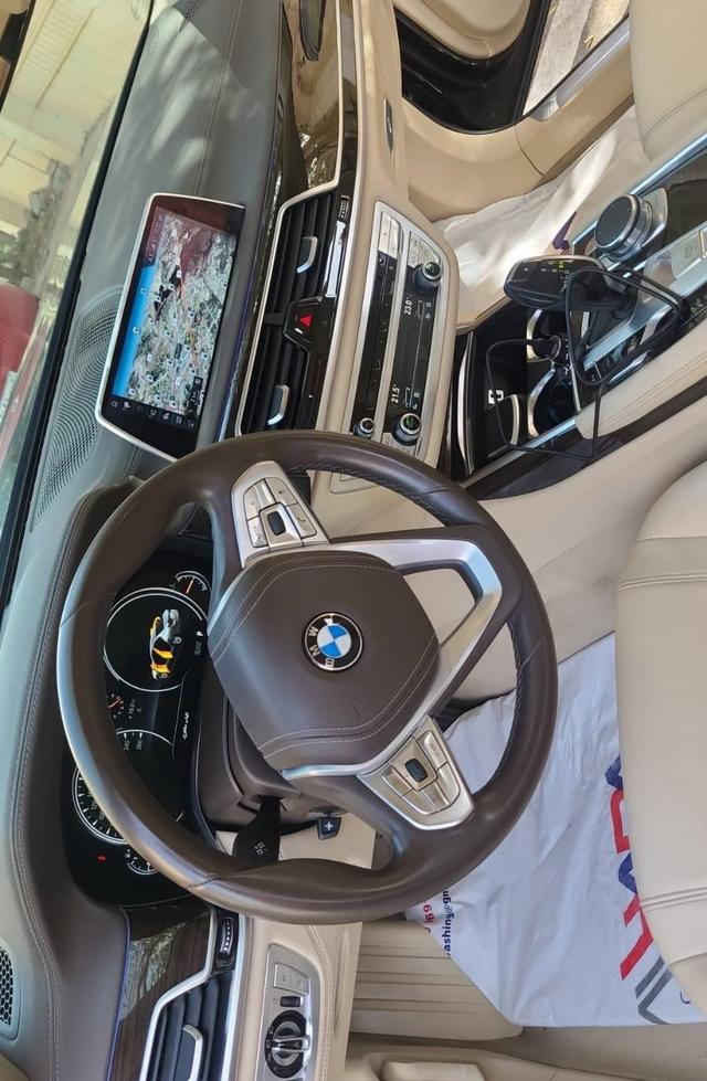 BMW 730