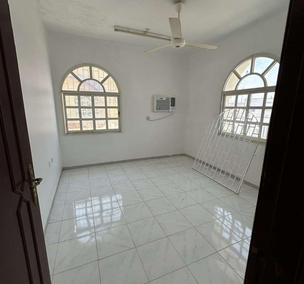 بناية 8 شقق