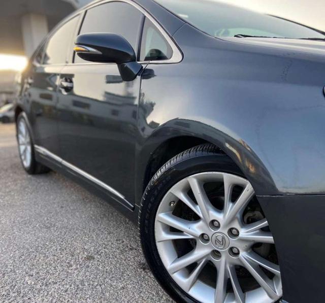 لكزس HS 250h