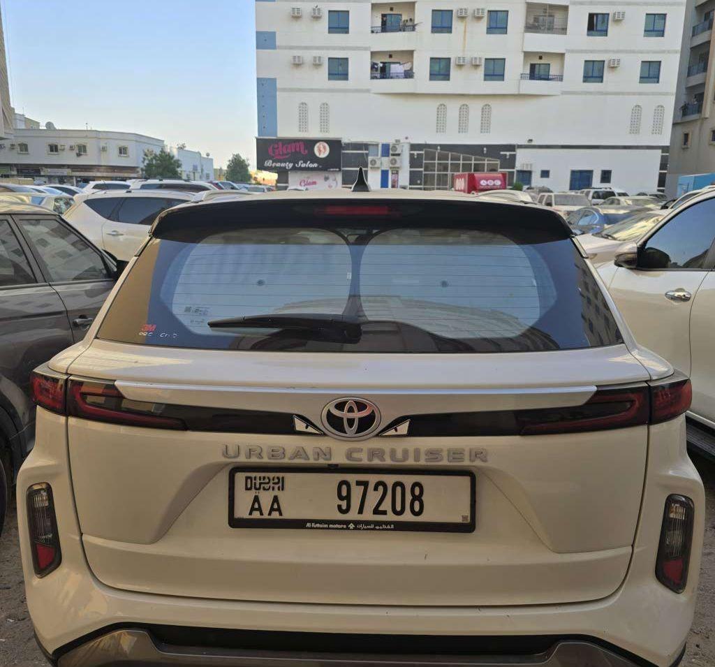 2024 تويوتا اوربان