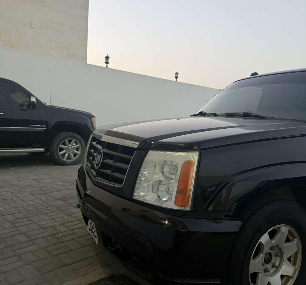 2004 كاديلاك اسكاليد