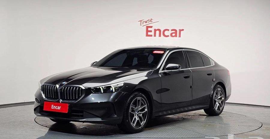 5 series 520i