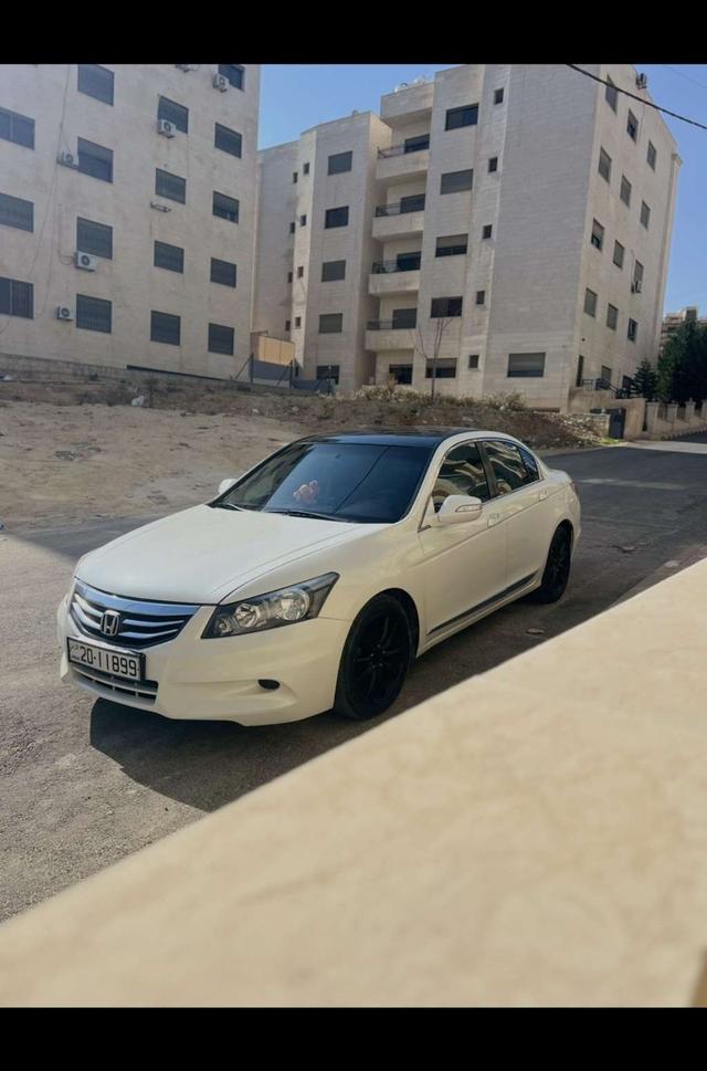 هوندا اكورد LX