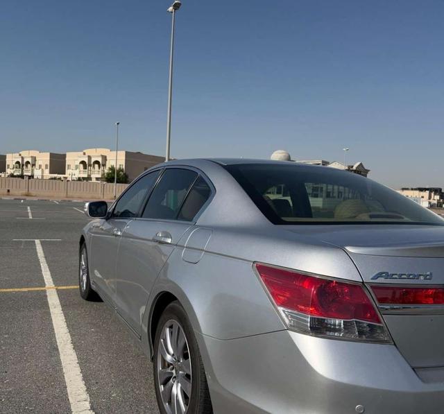 للبيع هوندا Accord