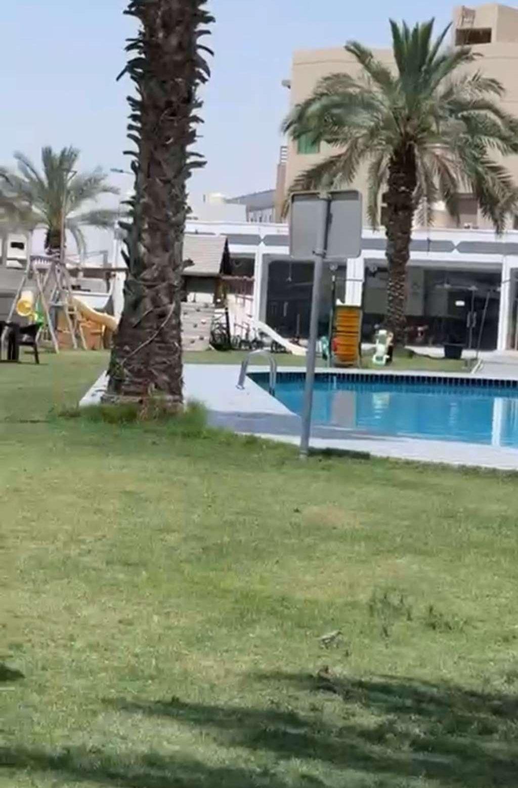 للإيجار شاليه ثلاث