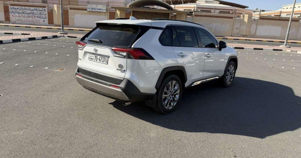 2023 تويوتا راف