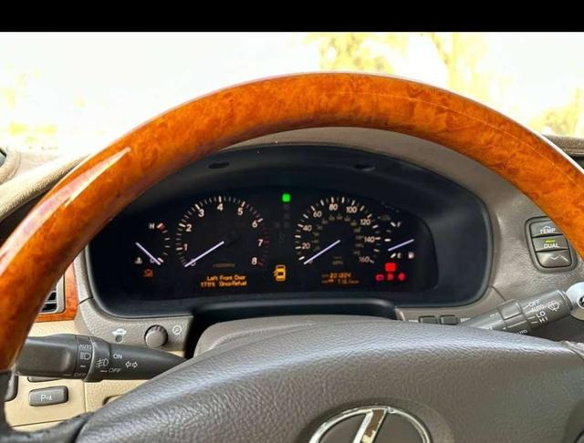 للبيع لكزس LS