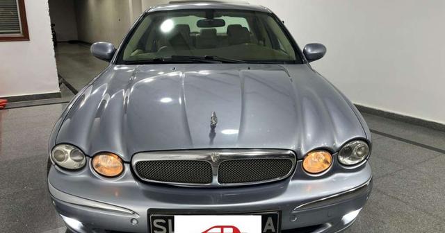 2008 جاكوار X-Type