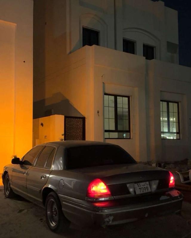 2000 فورد كراون