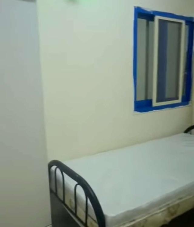 غرفه للايجار